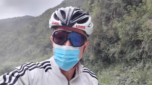 Helps also against dusty roads