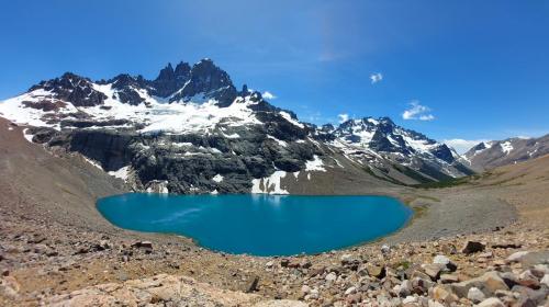 Panoramic view ol Laguna Cerro Castillo