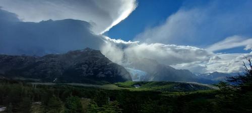 Strong winds and partly cloudy